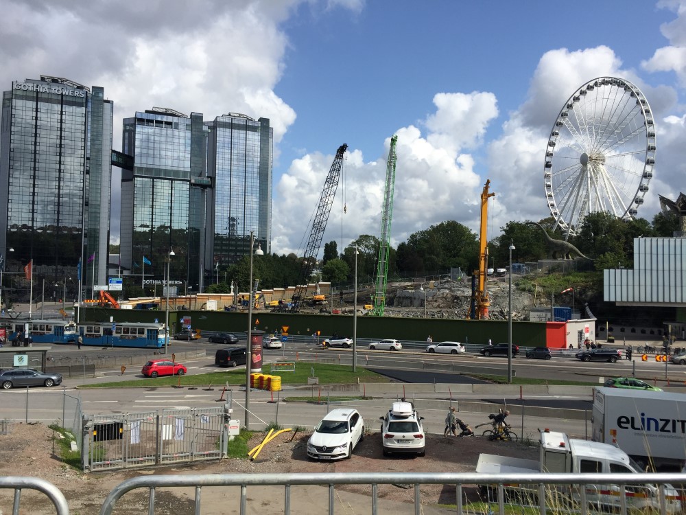 Vy från arbetsplats i Göteborg med pariserhjul i bakgrunden