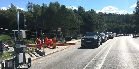 Säkrare trafikledning med Sila trafikljus med bom