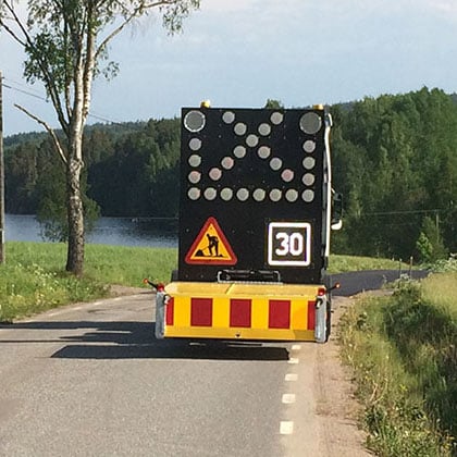 Bild på TMA-skydd i ett sommarlandskap