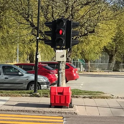 Bild på trafiksignaler för tillfälligt övergångsställe