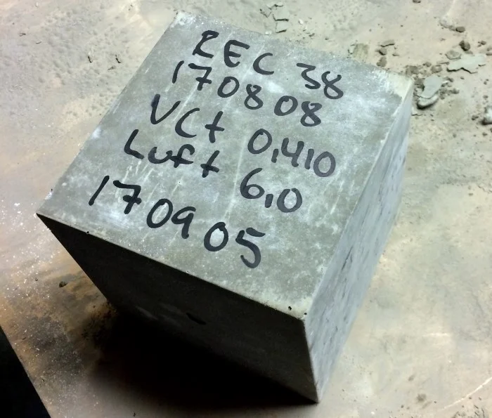 Betongskolan del 2: Så säkerställer vi hållfastheten på våra betongprodukter