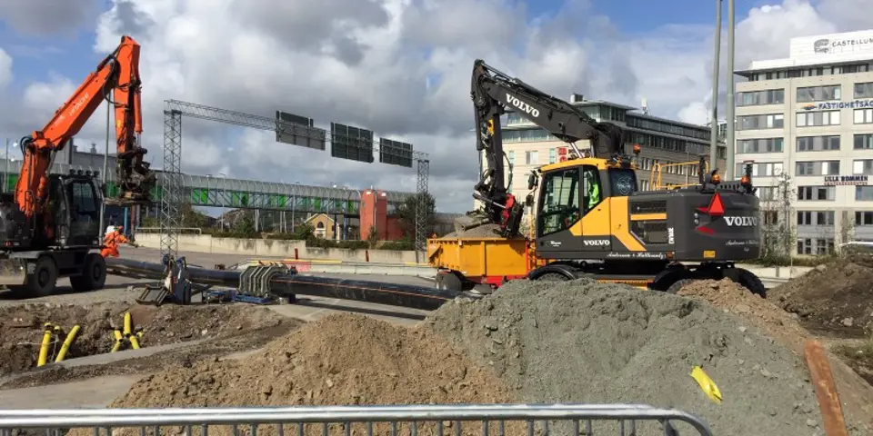 Bild på maskiner på vägarbetsområde i Göteborg